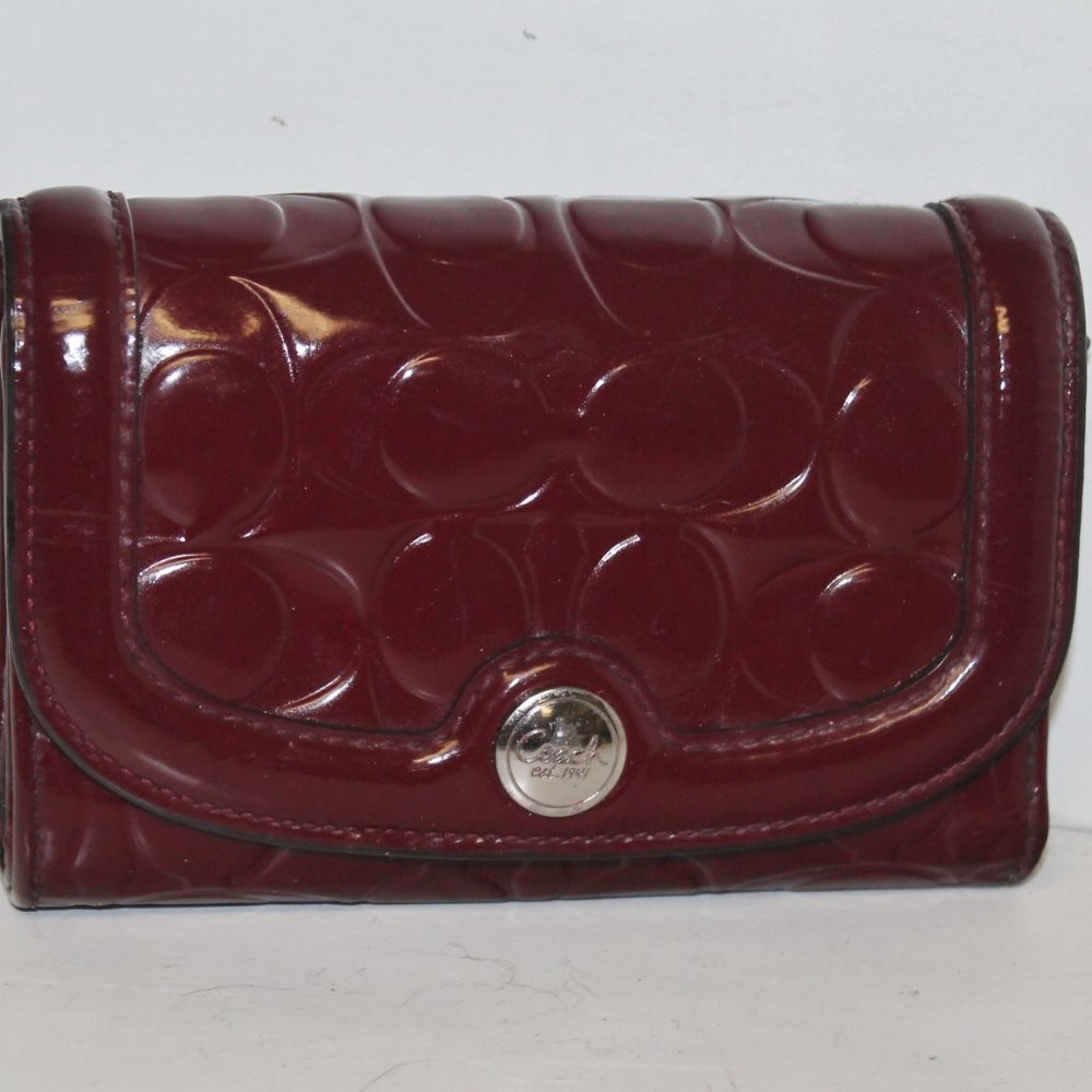 Coach Gallery Signature Embossed Patent Leather Merlot Wine Compact Wallet